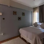 Exclusive Vibrant 3br Duplex W Terrace In Kadikoey! *