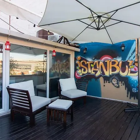 Exclusive Vibrant 3br Duplex W Terrace In Kadikoey! Istanbul