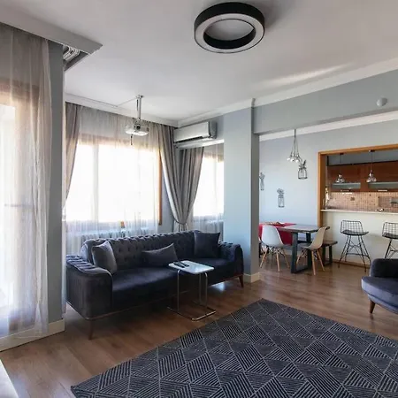 アパート Exclusive Vibrant 3br Duplex W Terrace In Kadikoey!