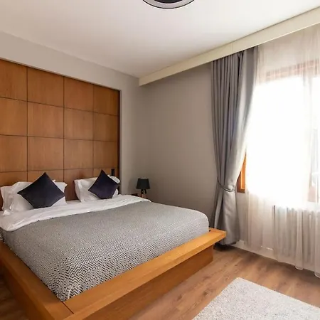 Exclusive Vibrant 3br Duplex W Terrace In Kadikoey!