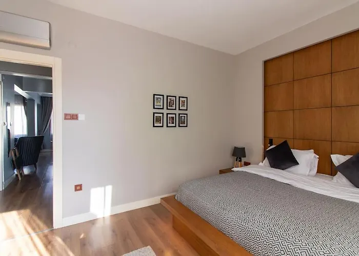 Exclusive Vibrant 3br Duplex W Terrace In Kadikoey! Διαμέρισμα *